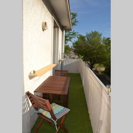 Appartement Lumineux Et Calme Avec Terrasse Avignon Exteriör bild